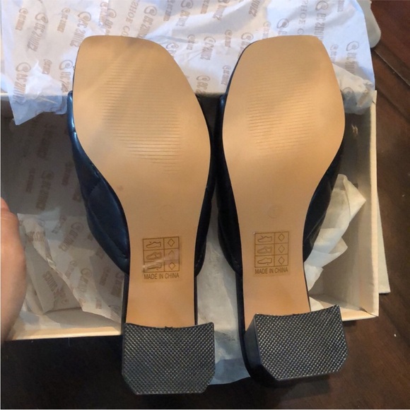 🌟G. C. Shoes Quilted Studded slip on chunky heel sandals storage bags & box - Picture 13 of 16